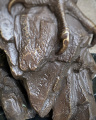 Socha orla z bronzu a mramor