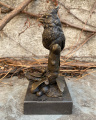 Socha Kardinální pták z bronzu