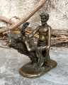 Bronzová soška - nahá žena a ďábel čert 3
